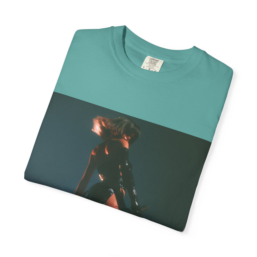 Dangerous girl tee