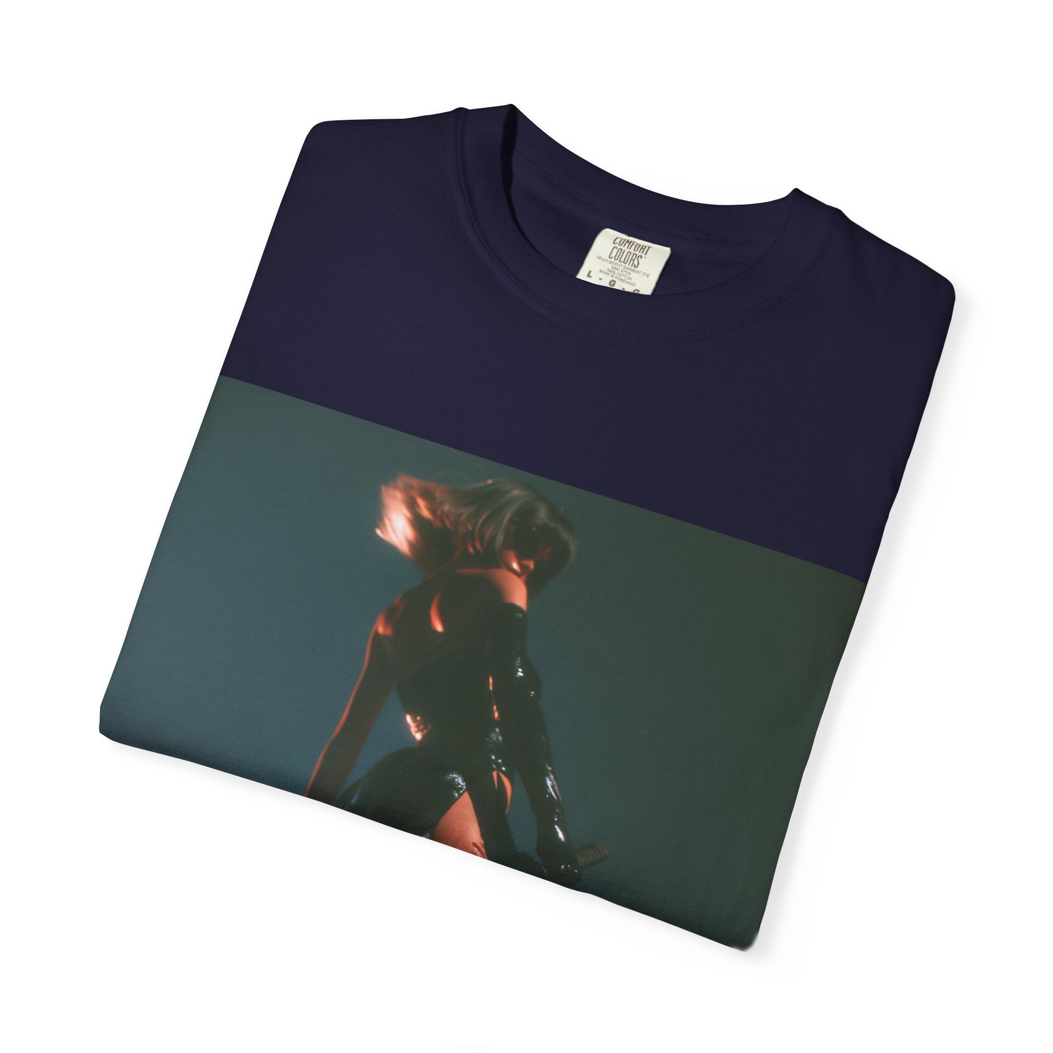 Dangerous girl tee