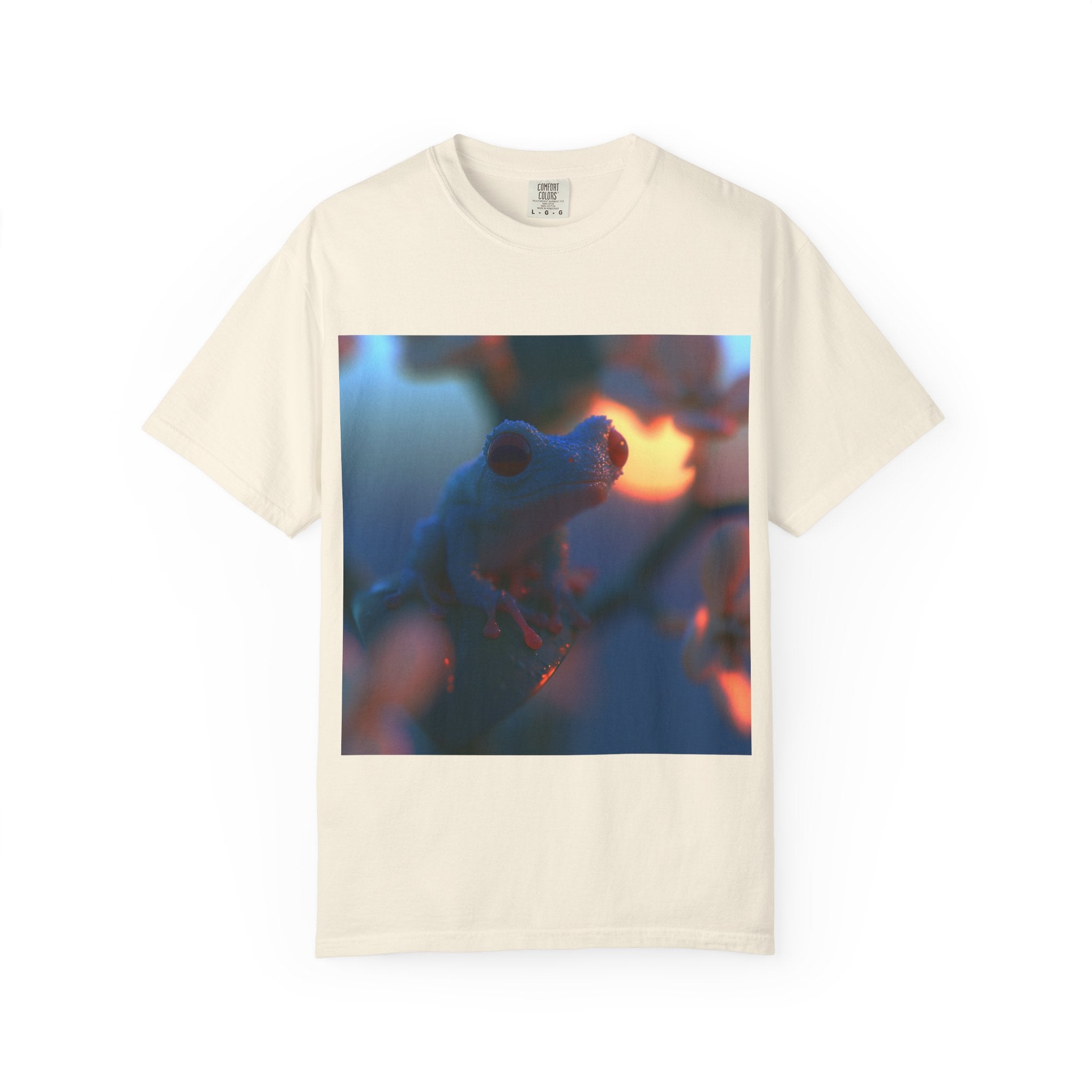 Sunset treefrog tee