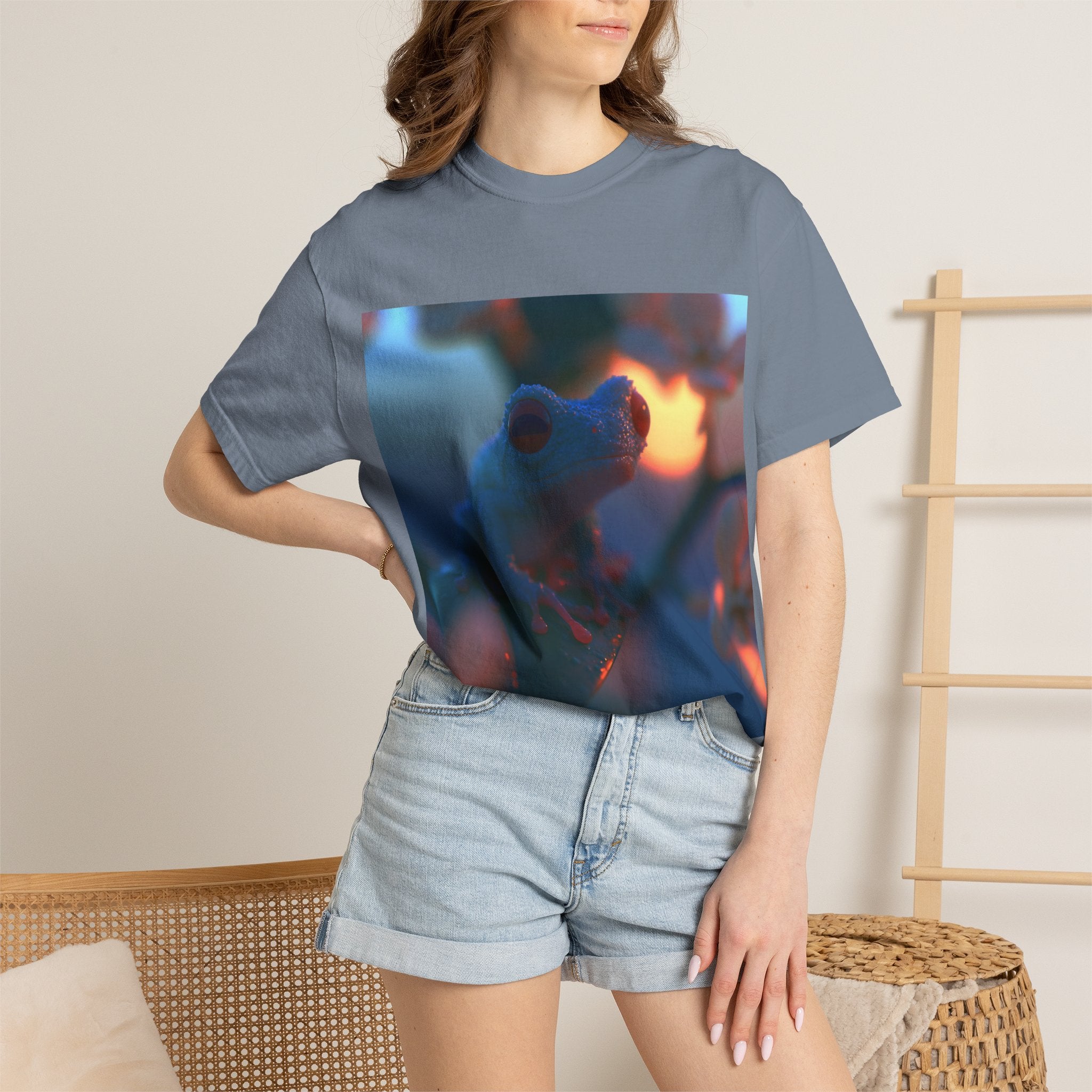Sunset treefrog tee