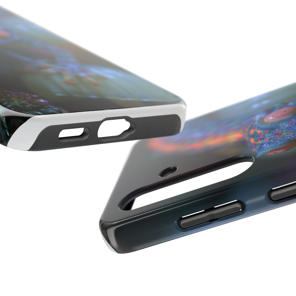 Bioluminescence phone case