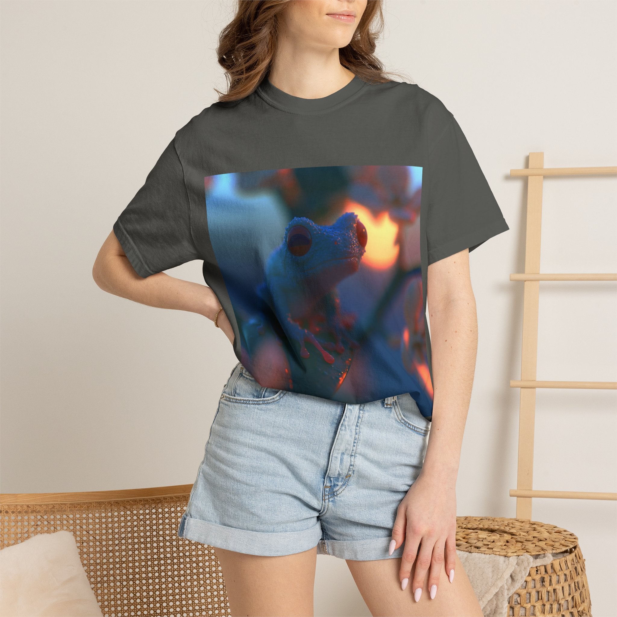 Sunset treefrog tee